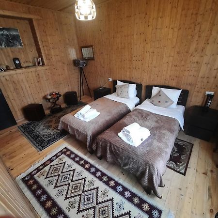 Bana Hotell Kazbegi Exteriör bild
