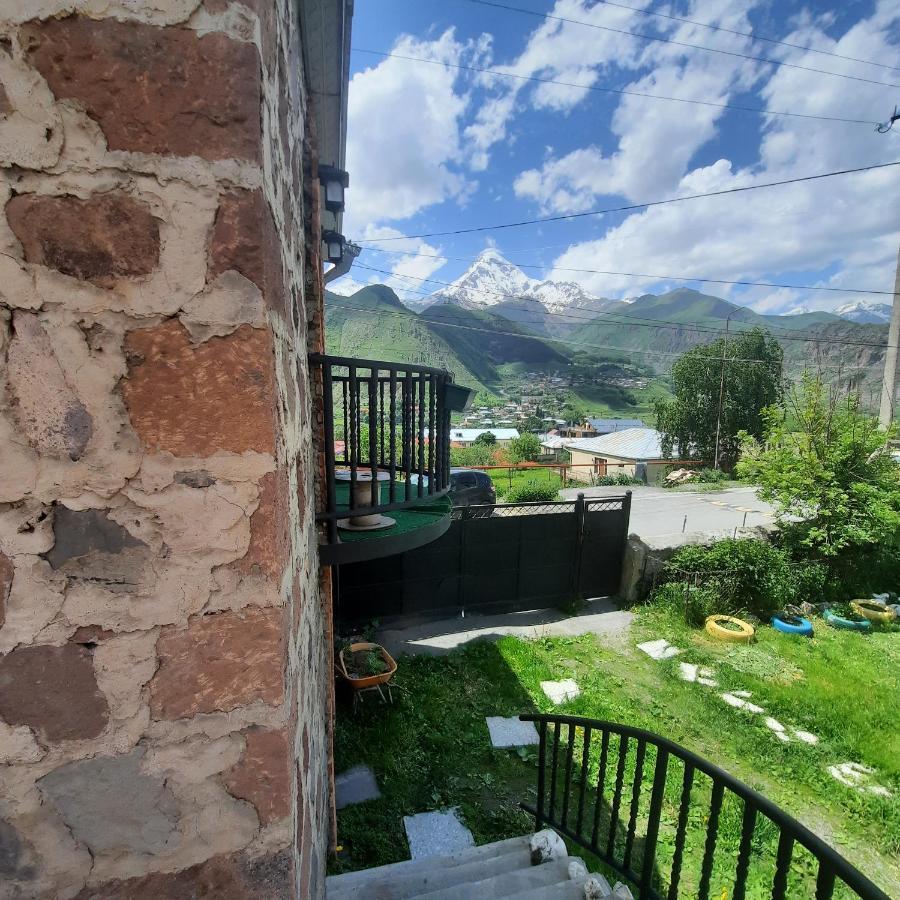 Bana Hotell Kazbegi Exteriör bild
