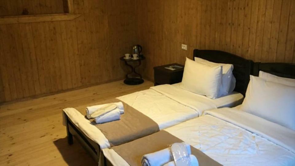 Bana Hotell Kazbegi Exteriör bild
